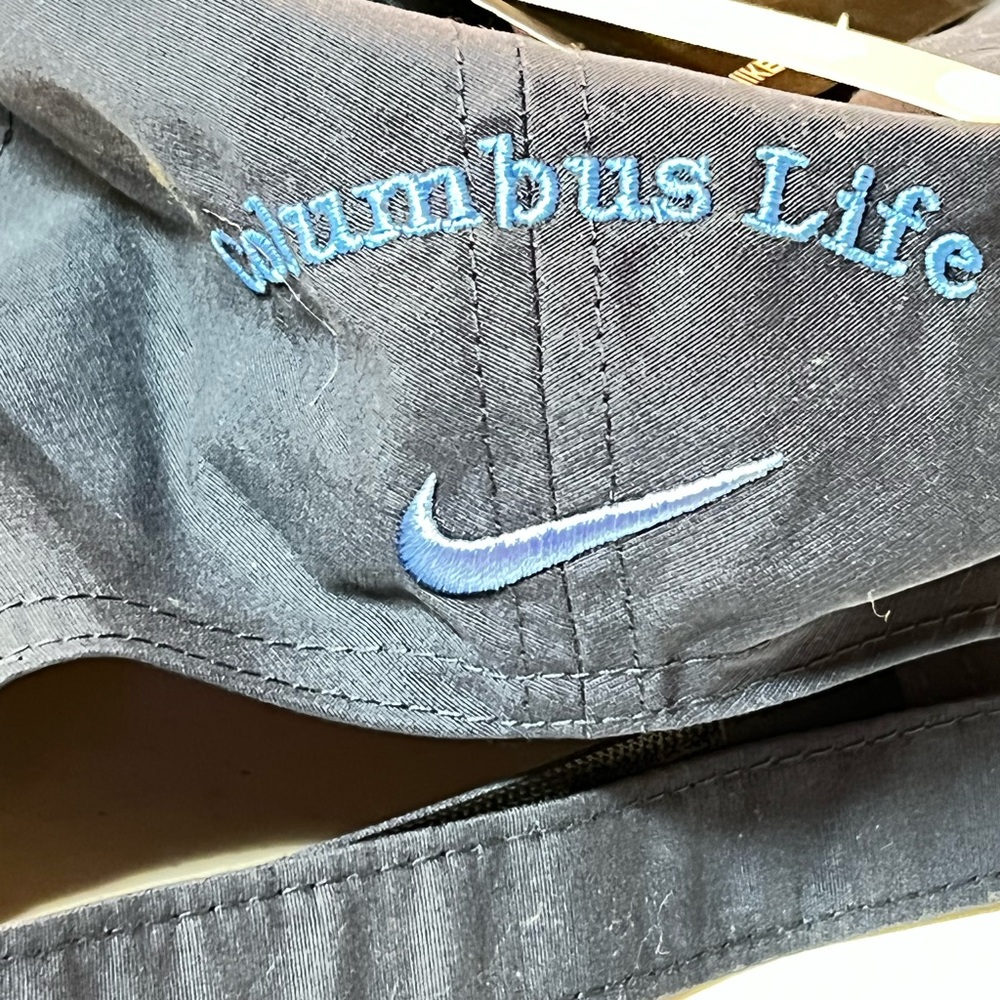 Hat - Picture 4 of 6